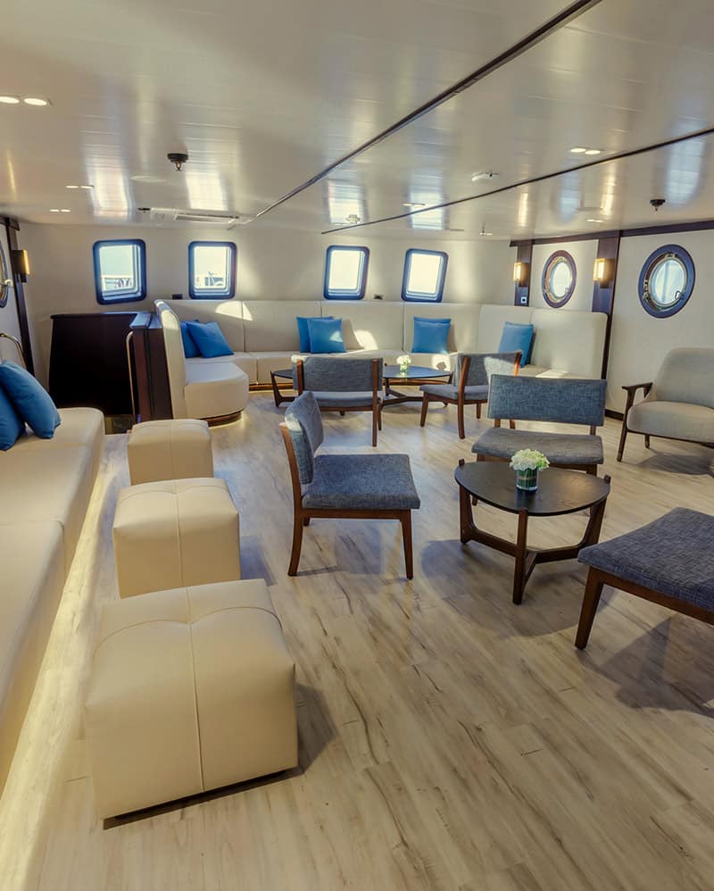 Evolution Galapagos yacht, intimate-ship 32 Guests only